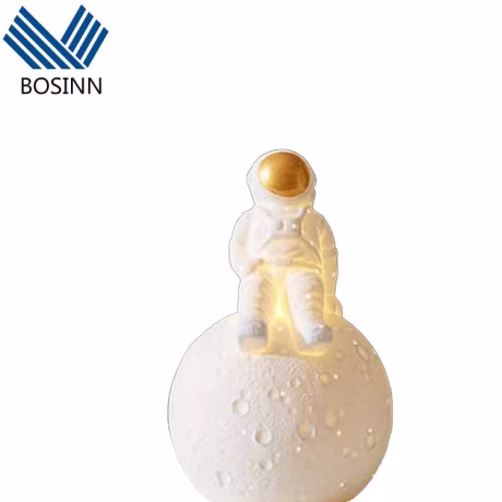 Moon Table Lamp American Spaceman Statue Lights Decorative Bedroom Child Gift Desk Spacelabs Novelty Lamps